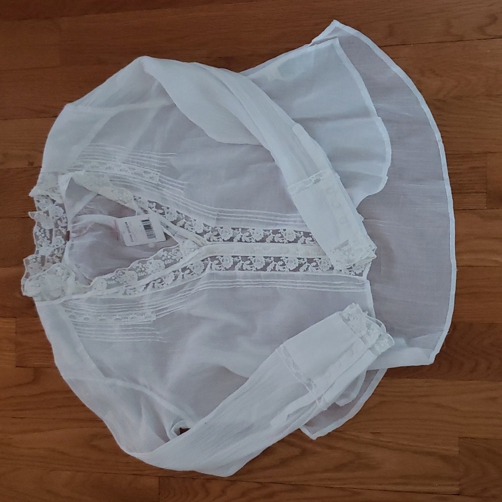 Free People sheer blouse white with lace trim size M